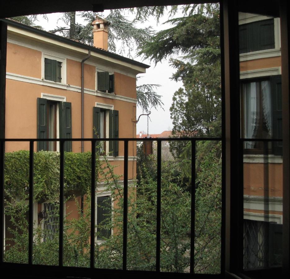 Corte Roveggia - Monolocale Picasso Verona Exterior foto